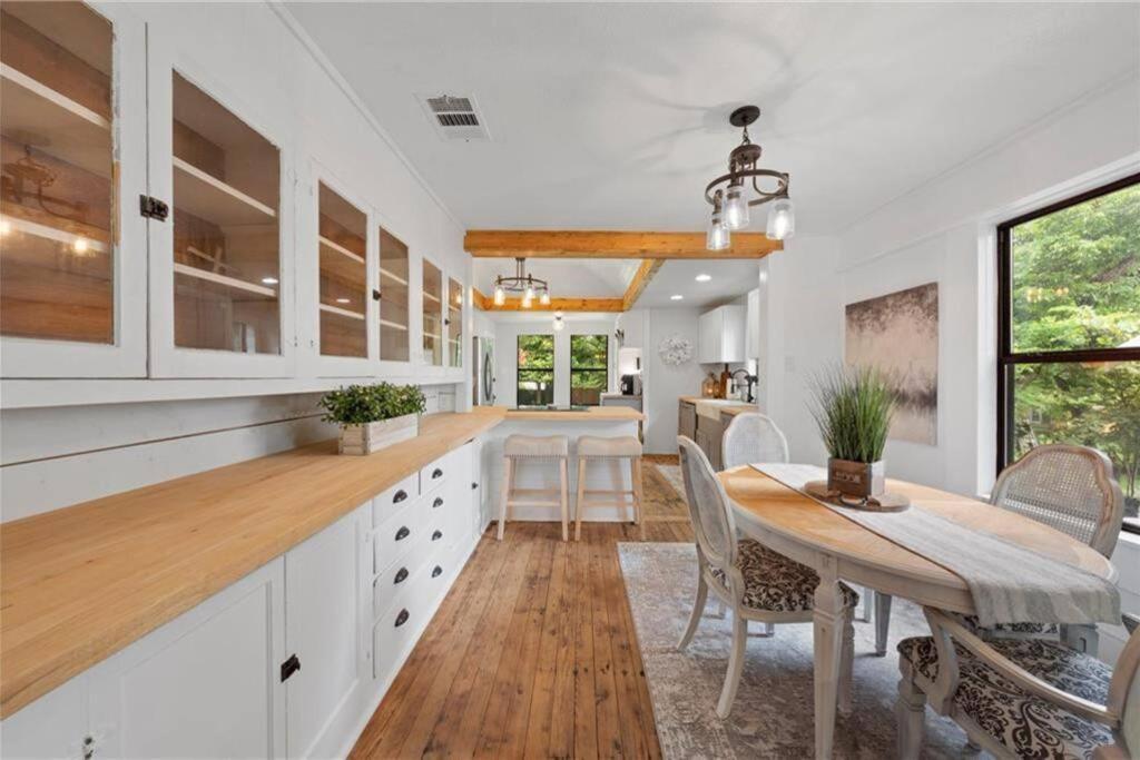 The Pinewood House Villa Waco Luaran gambar